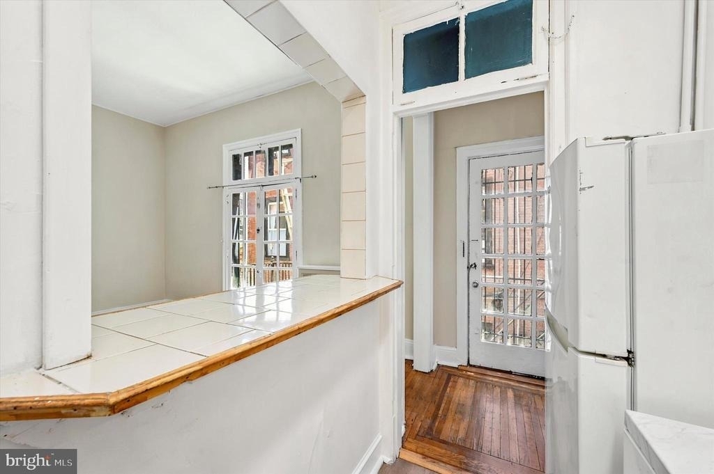 1817 Pine Street - Photo 7
