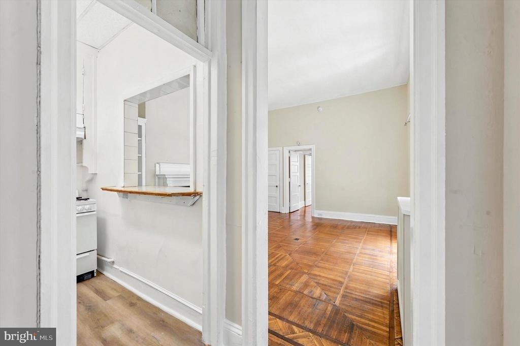 1817 Pine Street - Photo 4
