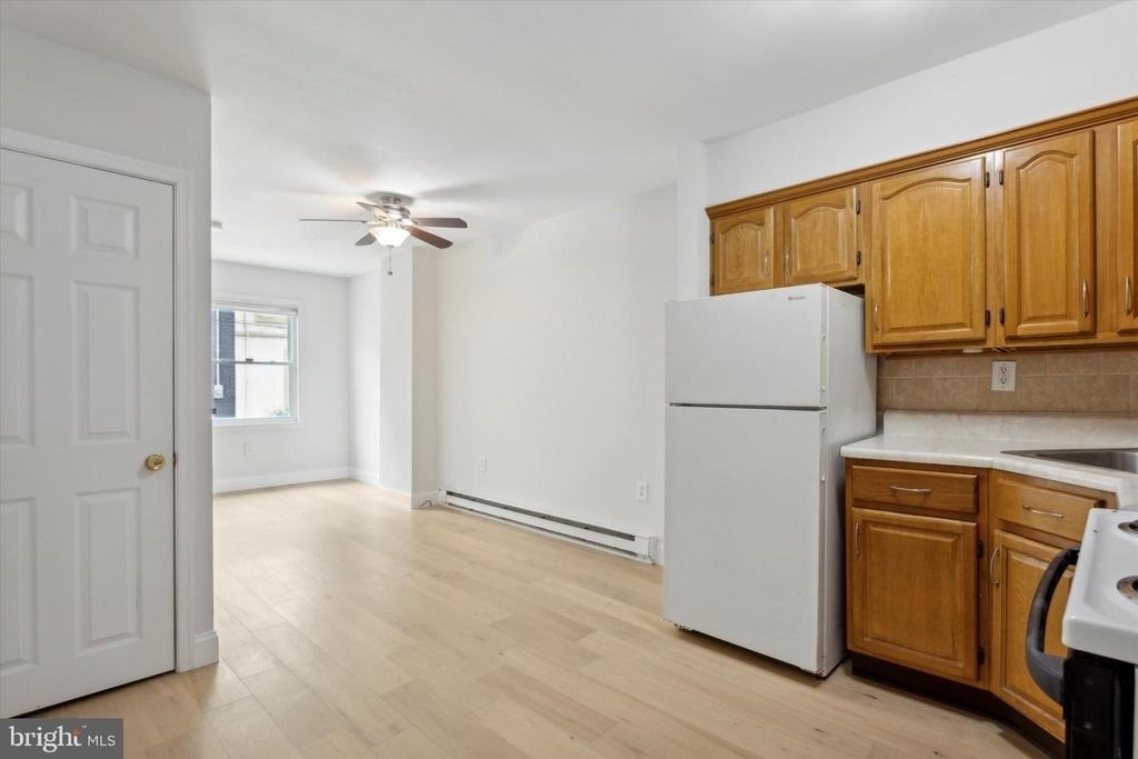 2143 E Albert Street - Photo 3