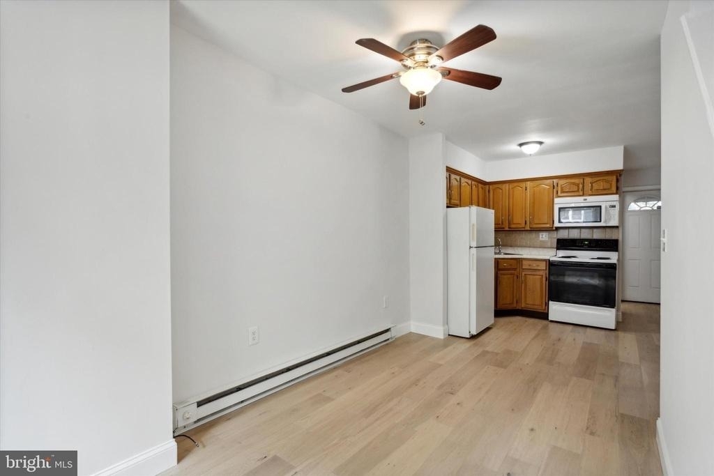 2143 E Albert Street - Photo 1