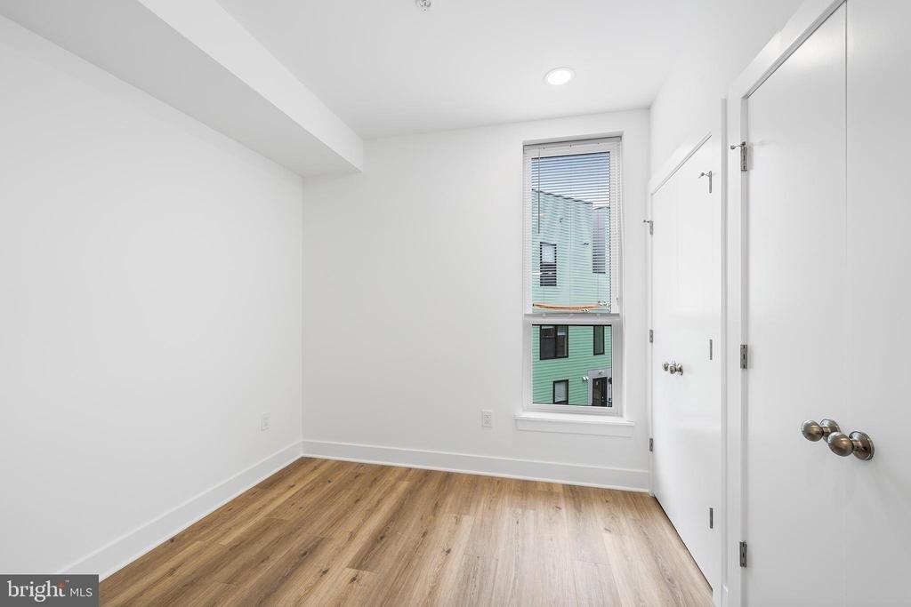 4324 Lancaster Avenue - Photo 14