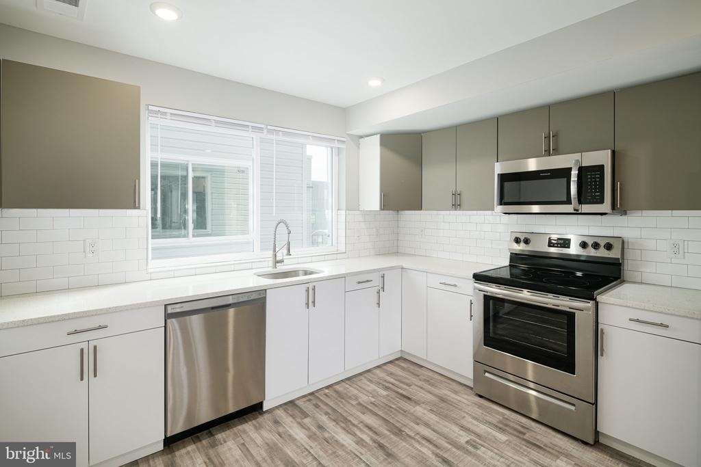 1443 N 8th Street - Photo 2