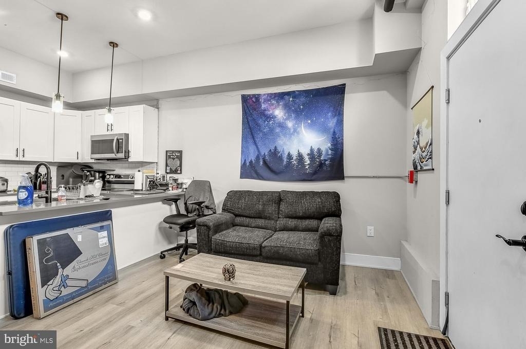 3965 Lancaster Avenue - Photo 3