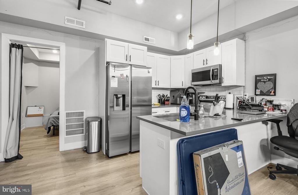 3965 Lancaster Avenue - Photo 5