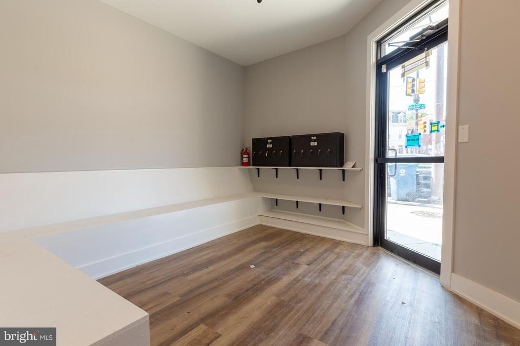 3965 Lancaster Avenue - Photo 11