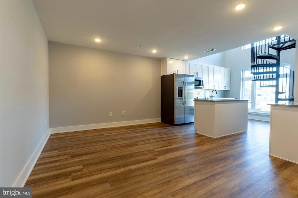 3965 Lancaster Avenue - Photo 1