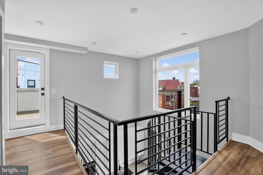 3965 Lancaster Avenue - Photo 19