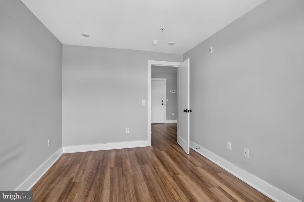 3965 Lancaster Avenue - Photo 17