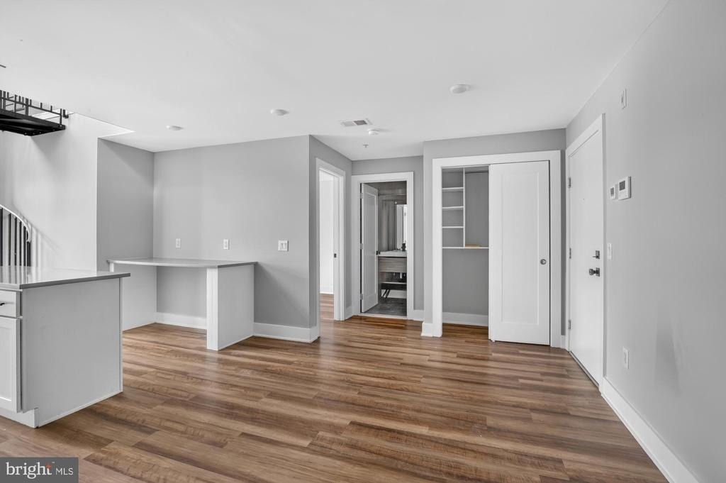 3965 Lancaster Avenue - Photo 6
