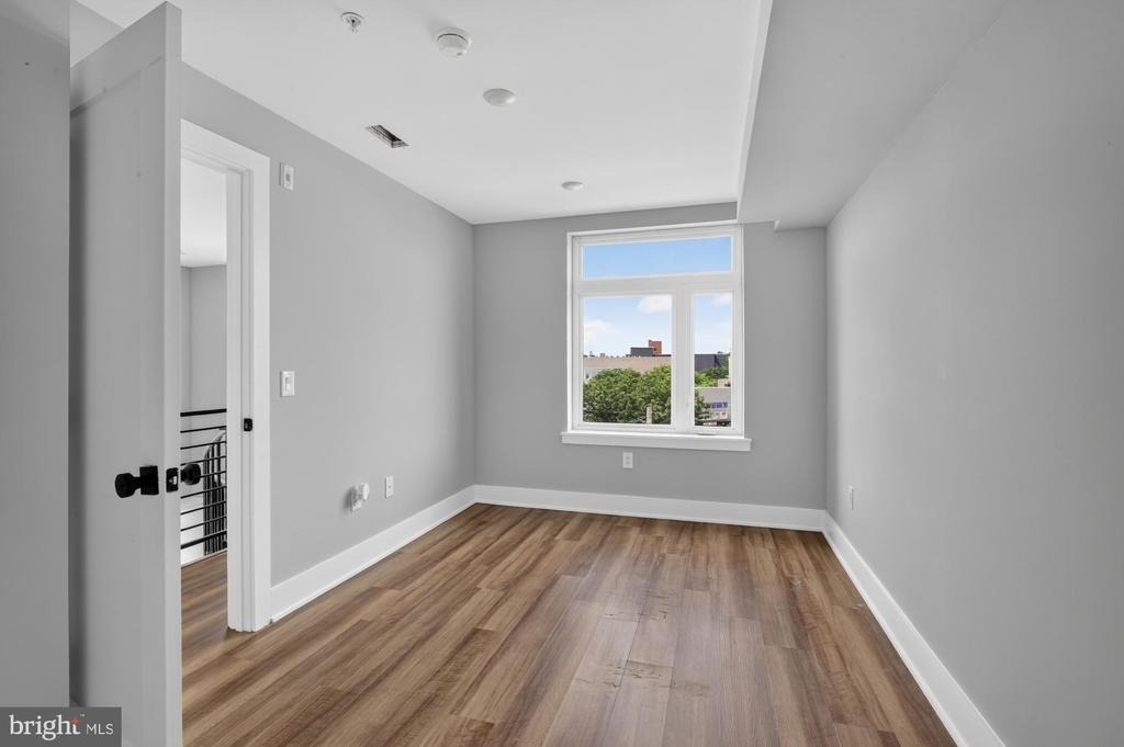 3965 Lancaster Avenue - Photo 20