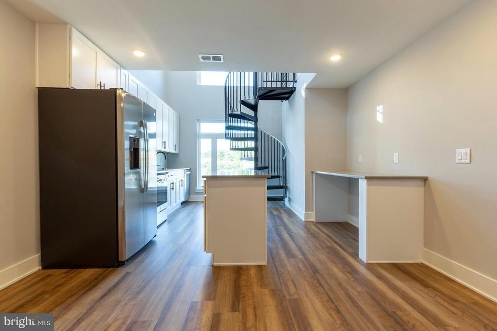 3965 Lancaster Avenue - Photo 4