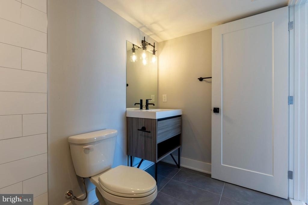 3965 Lancaster Avenue - Photo 17