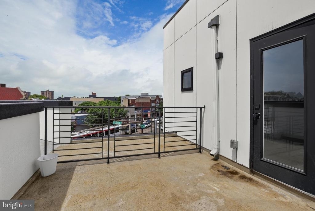 3965 Lancaster Avenue - Photo 26