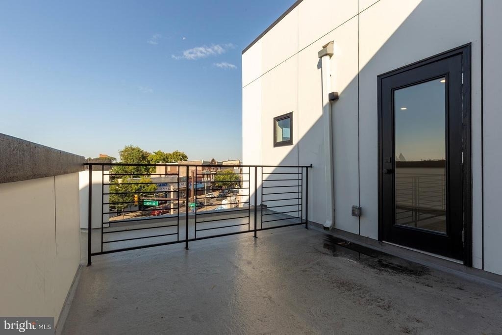 3965 Lancaster Avenue - Photo 19