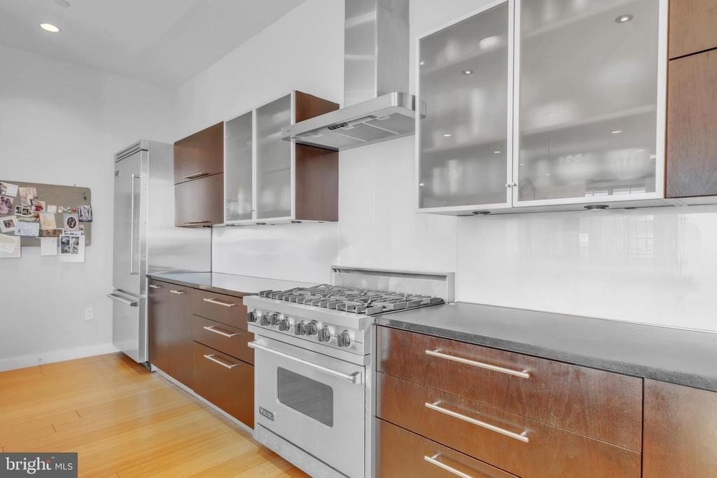 108 Arch Street - Photo 11