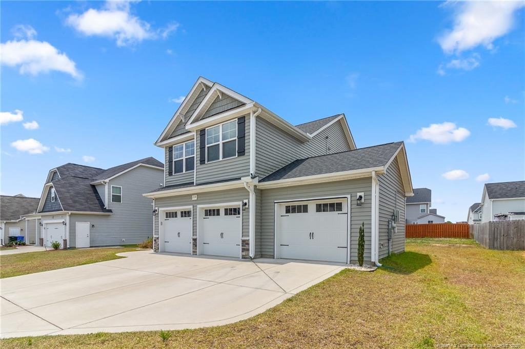 1319 Water Leaf Drive - Photo 2