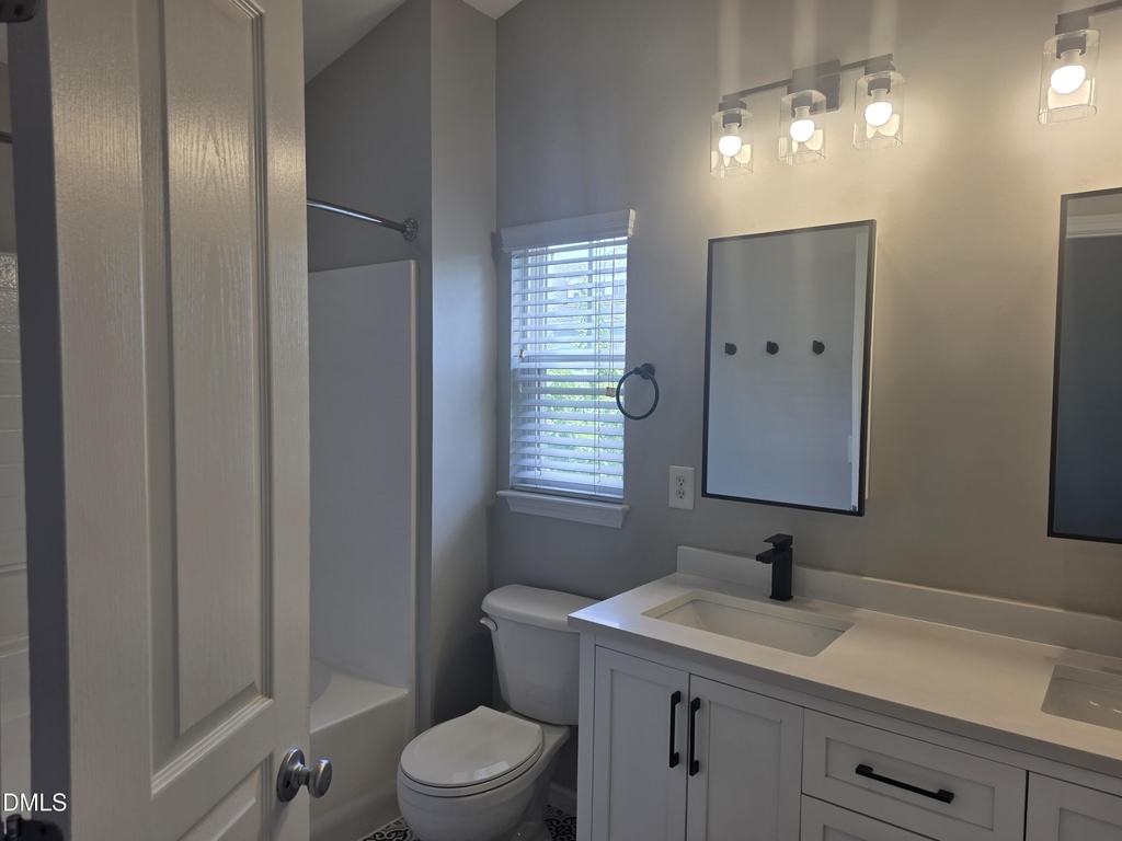 124 Braeside Court - Photo 23
