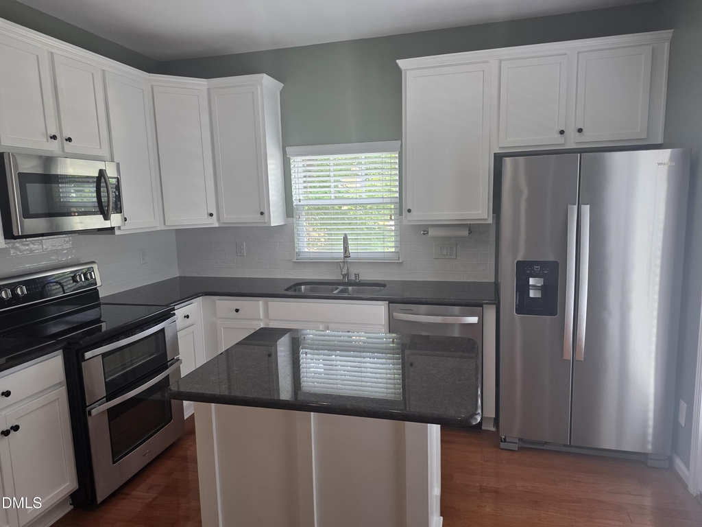 124 Braeside Court - Photo 1