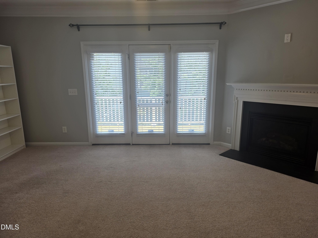 124 Braeside Court - Photo 12