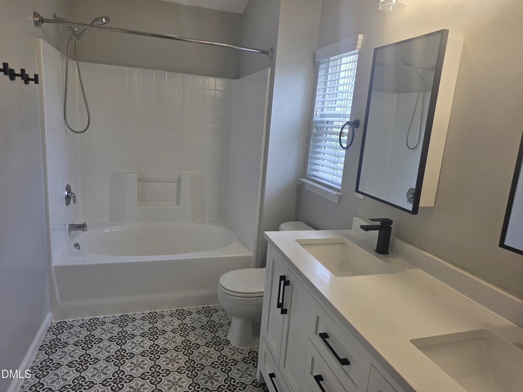 124 Braeside Court - Photo 24