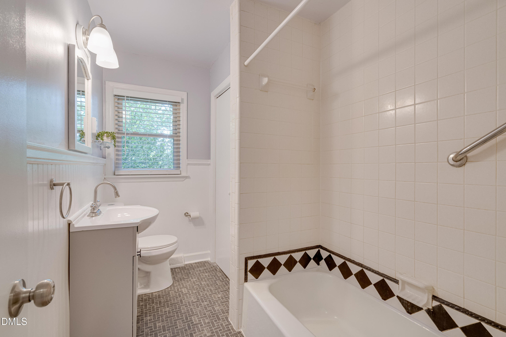 2026 Jefferson Drive - Photo 24