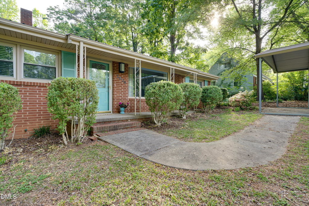 2026 Jefferson Drive - Photo 3