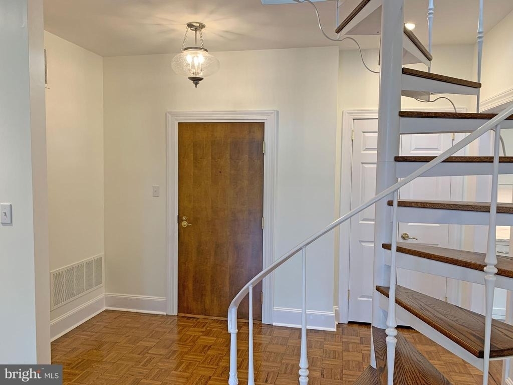 414 Old Lancaster Road - Photo 7