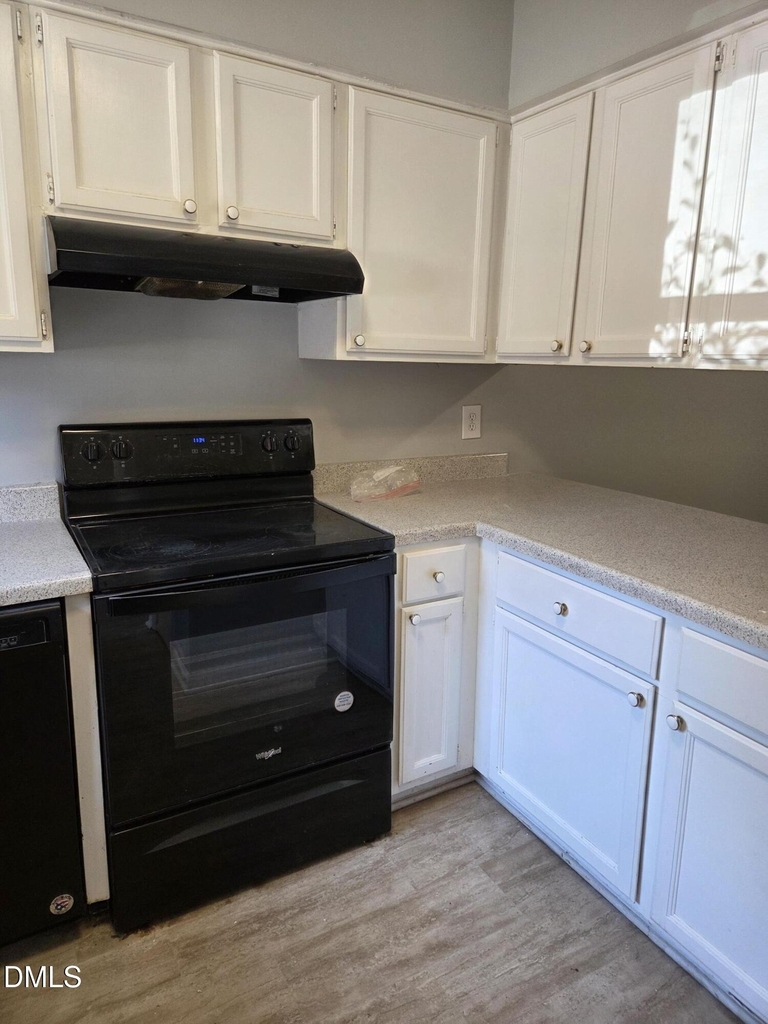 4425 Roller Court - Photo 4