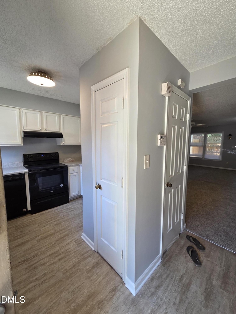 4425 Roller Court - Photo 1