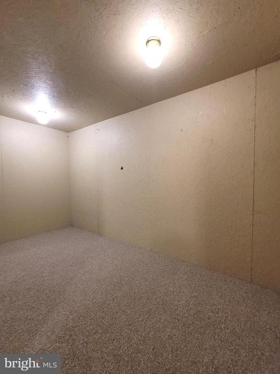 7888 Anthony Highway - Photo 11