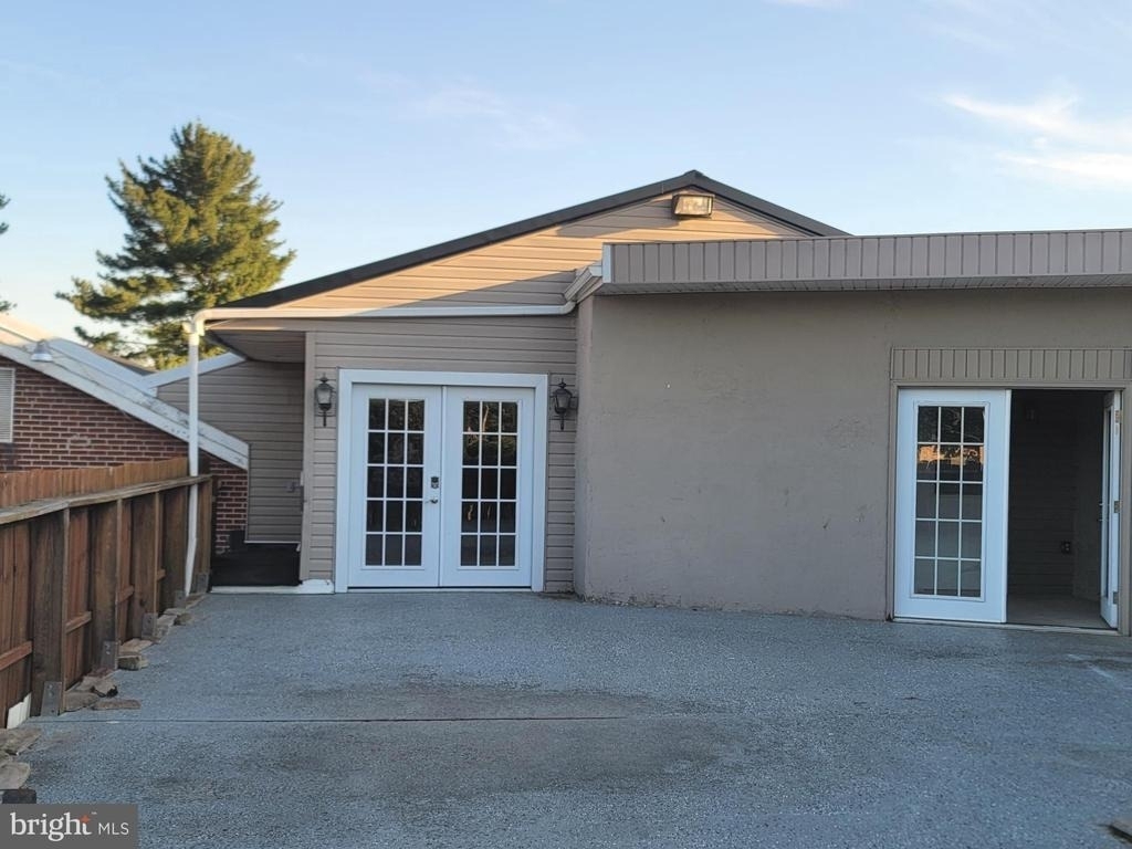7888 Anthony Highway - Photo 51