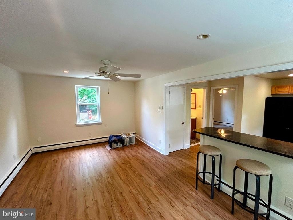 415 N Jackson Street - Photo 4