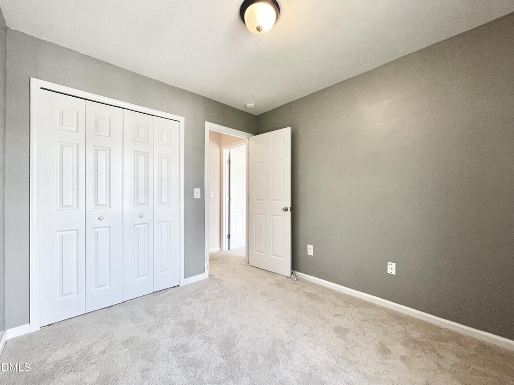 1304 Cozart - Photo 19