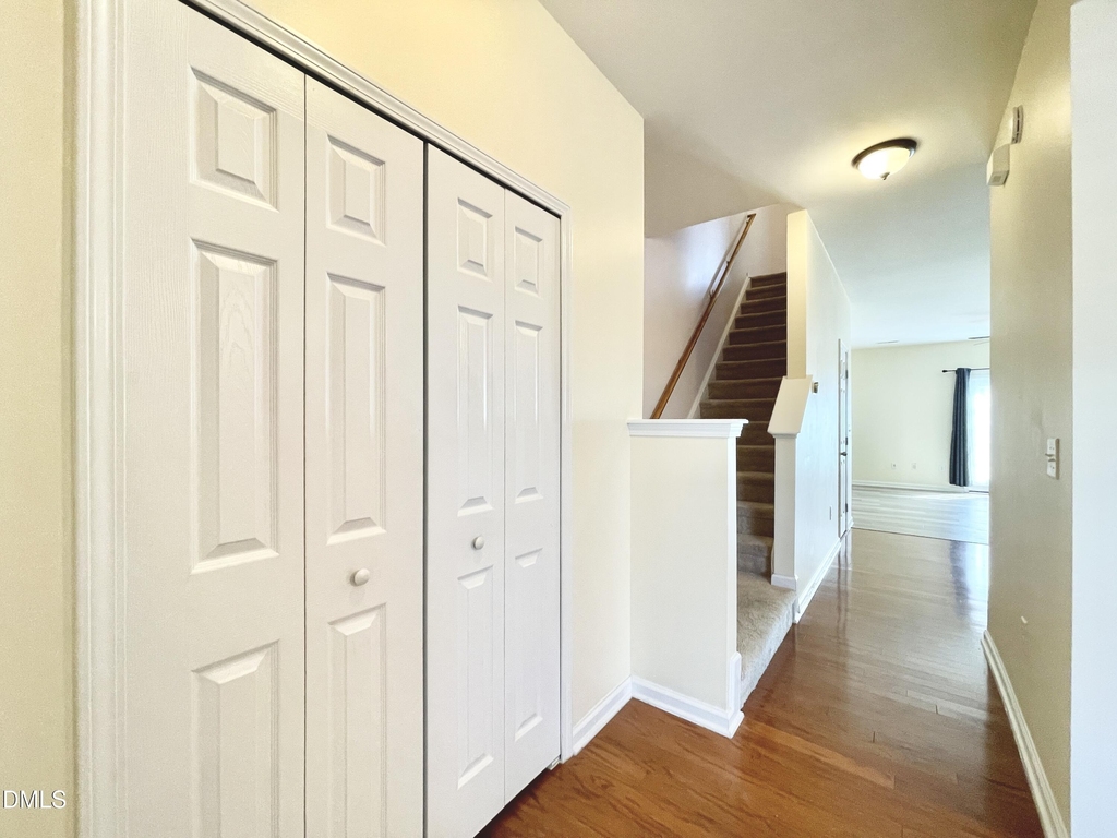 1304 Cozart - Photo 2