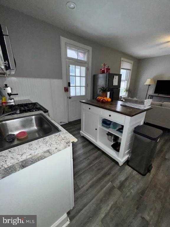 129 W Miner Street - Photo 7