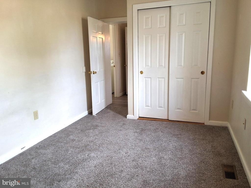 100 S Church Street - Photo 9