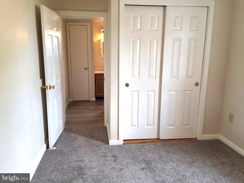 100 S Church Street - Photo 7