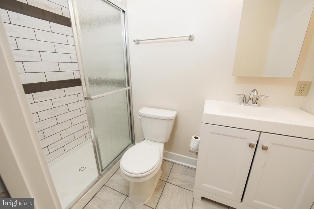 119 E Market Street - Photo 11