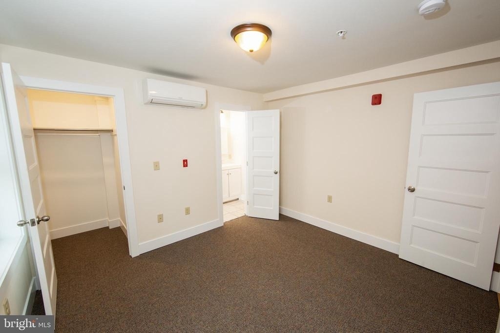 119 E Market Street - Photo 9