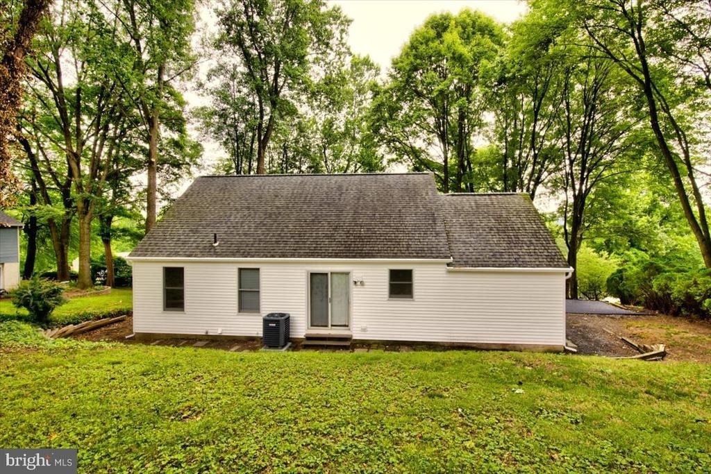 342 Sherry Lane - Photo 7
