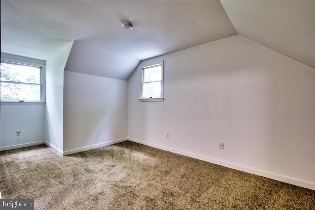 342 Sherry Lane - Photo 28