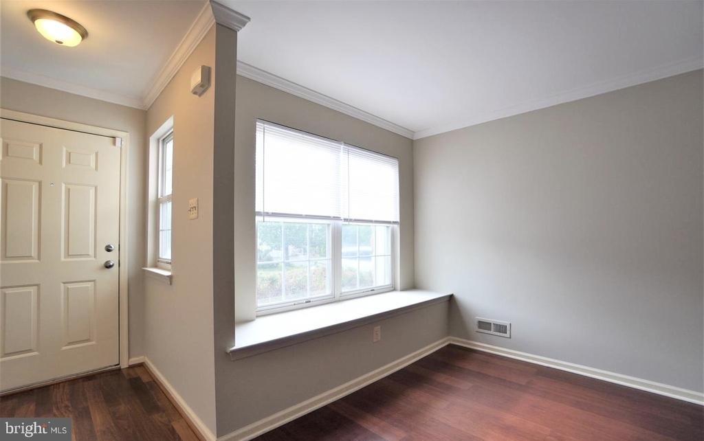 2607 Virginia Lane - Photo 2