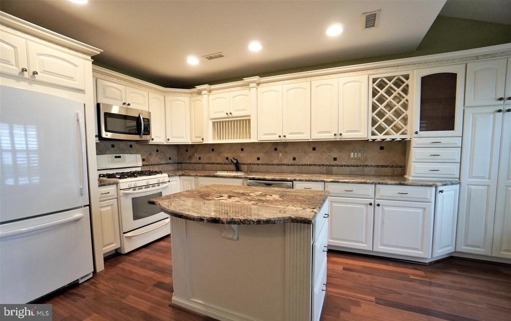 2607 Virginia Lane - Photo 9