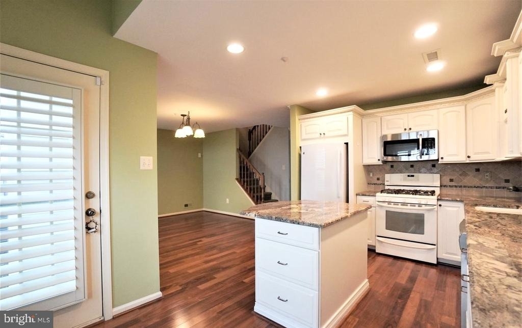 2607 Virginia Lane - Photo 12