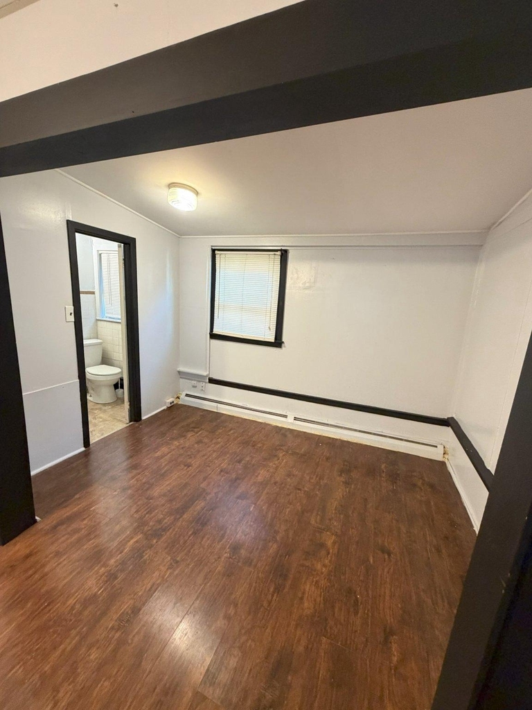 225 Wood Street - Photo 5