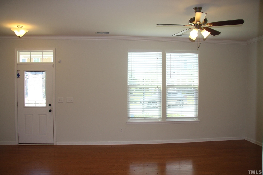 1012 Semora Lane - Photo 1