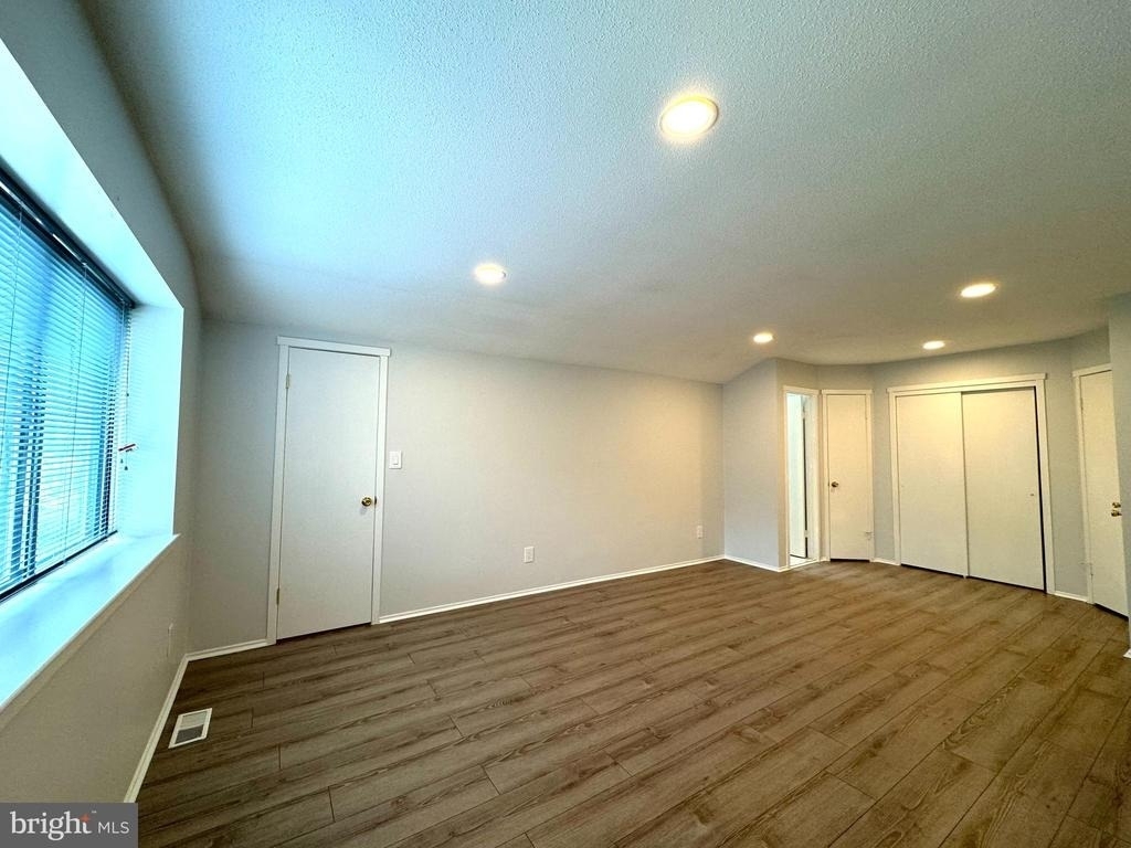 104 Sayre Dr - Photo 26