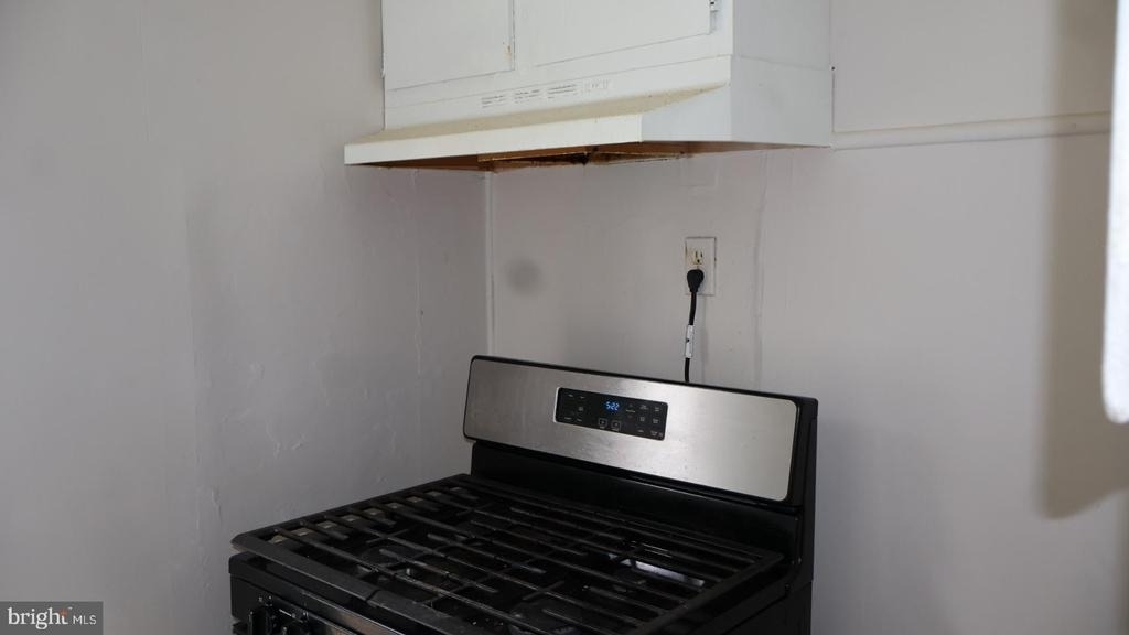 410 Commonwealth Avenue - Photo 11