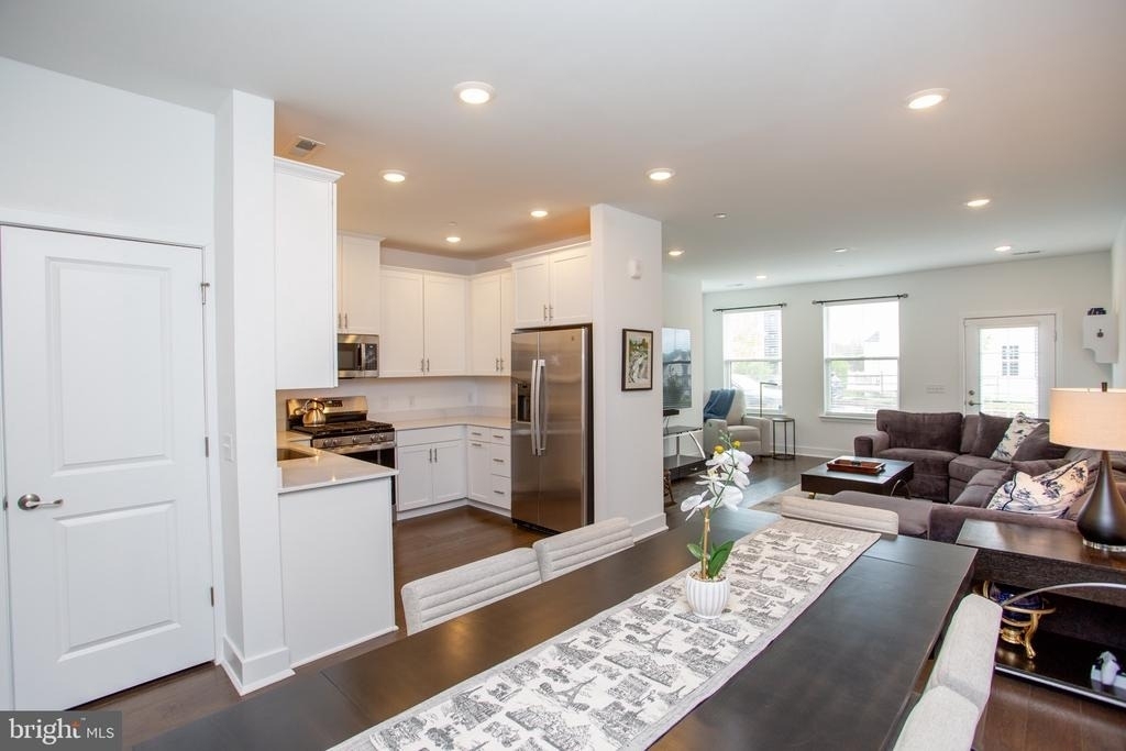 233 Lewis Fisher - Photo 4