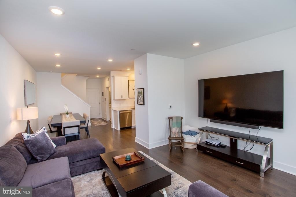 233 Lewis Fisher - Photo 2